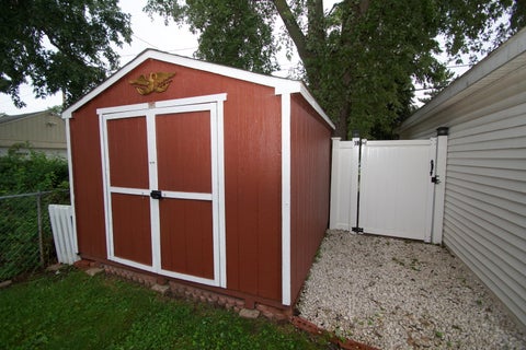 Tiny photo for 2729 Bellevue Avenue, Bettendorf, IA 52722 (MLS # 12732317)