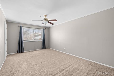 Tiny photo for 215 Lakeshore Lane, Bloomingdale, IL 60108 (MLS # 12526550)