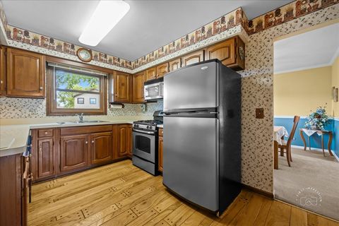 Tiny photo for 877 Malibu Court, Carol Stream, IL 60188 (MLS # 12465154)