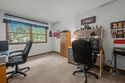 Tiny photo for 877 Malibu Court, Carol Stream, IL 60188 (MLS # 12465154)