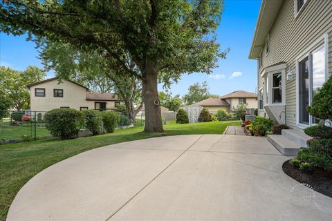 Tiny photo for 877 Malibu Court, Carol Stream, IL 60188 (MLS # 12465154)