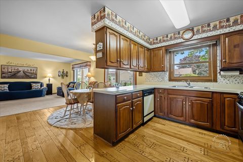 Tiny photo for 877 Malibu Court, Carol Stream, IL 60188 (MLS # 12465154)