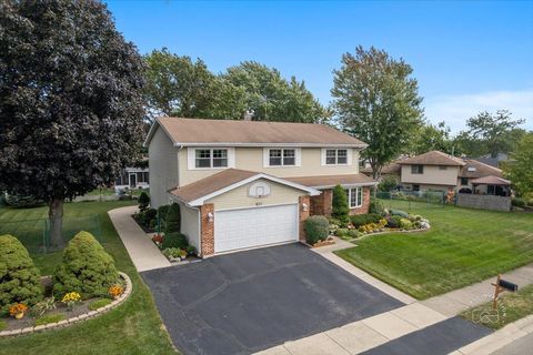 Tiny photo for 877 Malibu Court, Carol Stream, IL 60188 (MLS # 12465154)