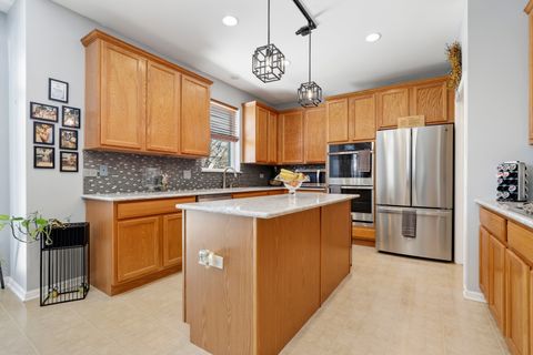 Tiny photo for 749 Lenox Avenue, Bolingbrook, IL 60490 (MLS # 12590594)