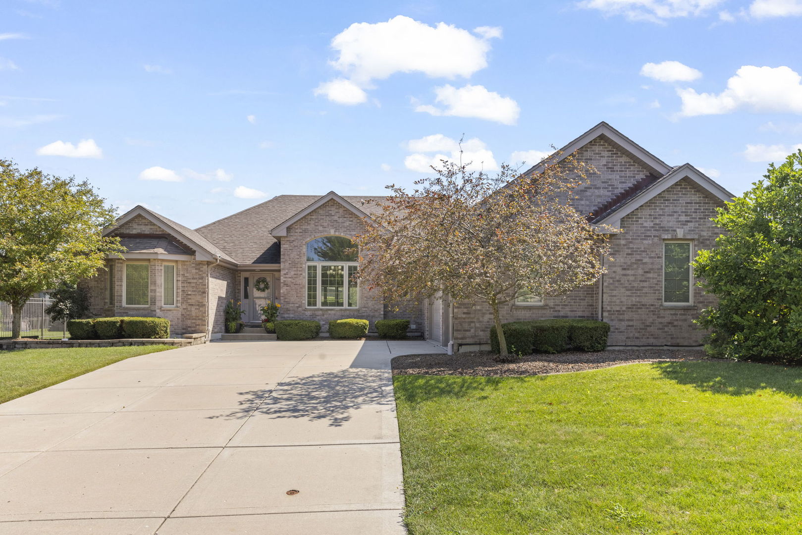 2838 MEADOW PATH