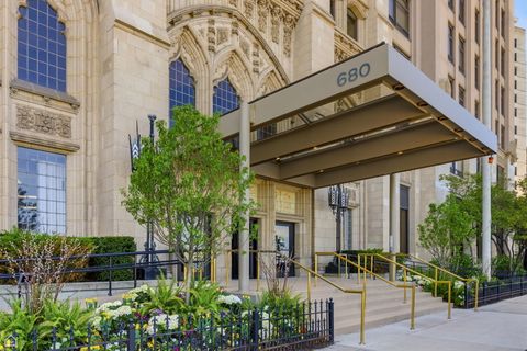 Photo of 680 N Lake Shore Drive #1117, Chicago, IL 60611 (MLS # 12633835)