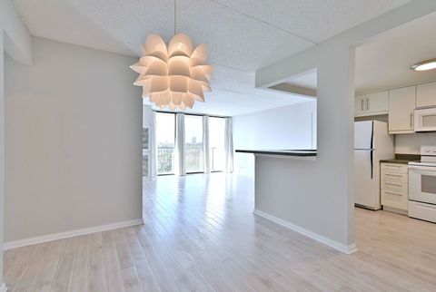 Tiny photo for 2015 S Finley Road #903, Lombard, IL 60148 (MLS # 12473428)