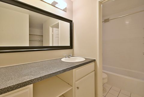 Tiny photo for 2015 S Finley Road #903, Lombard, IL 60148 (MLS # 12473428)