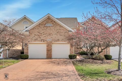 Photo of 14727 Golf Road, Orland Park, IL 60462 (MLS # 12606558)