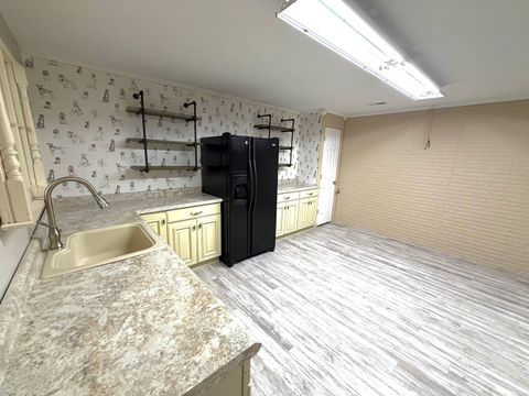 Tiny photo for 1867 Gragg Street, Centralia, IL 62801 (MLS # 12574774)