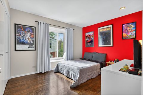 Tiny photo for 1403 SHERIDAN Road, Wilmette, IL 60091 (MLS # 12584498)