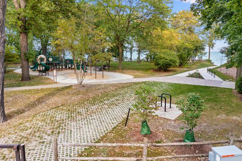 Tiny photo for 1403 SHERIDAN Road, Wilmette, IL 60091 (MLS # 12584498)