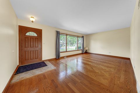 Tiny photo for 330 Gareth Lane, Schaumburg, IL 60193 (MLS # 12653716)