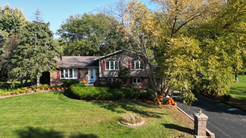 Photo of 14423 S Stately Oaks Circle, Homer Glen, IL 60491 (MLS # 12785187)