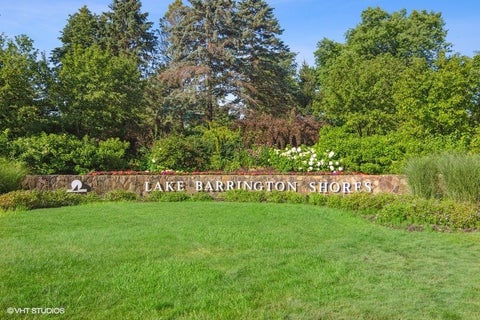 Tiny photo for 820 Golf Lane, Lake Barrington, IL 60010 (MLS # 12757521)