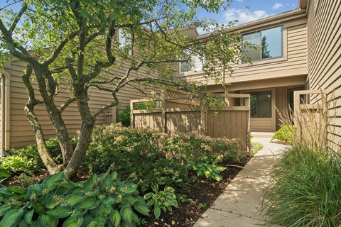 Photo of 820 Golf Lane, Lake Barrington, IL 60010 (MLS # 12757521)