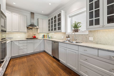 Tiny photo for 1418 N LaSalle Drive #3, Chicago, IL 60610 (MLS # 12686756)