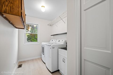 Tiny photo for 1713 Edgewood Drive, Algonquin, IL 60102 (MLS # 12611984)
