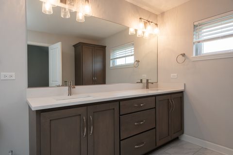 Tiny photo for 12420 Lacey Drive, Lemont, IL 60439 (MLS # 12652057)