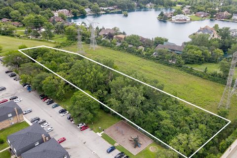 9600 Lyman Avenue Des Plaines IL 60016