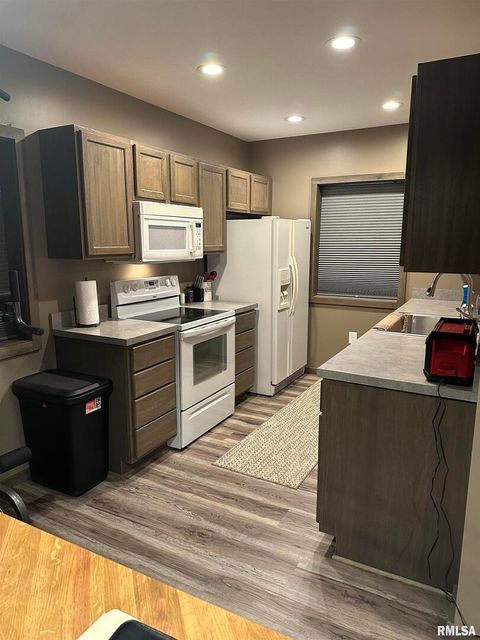 Tiny photo for 814 HYDE PARK Road, Royalton, IL 62983 (MLS # EB460196)