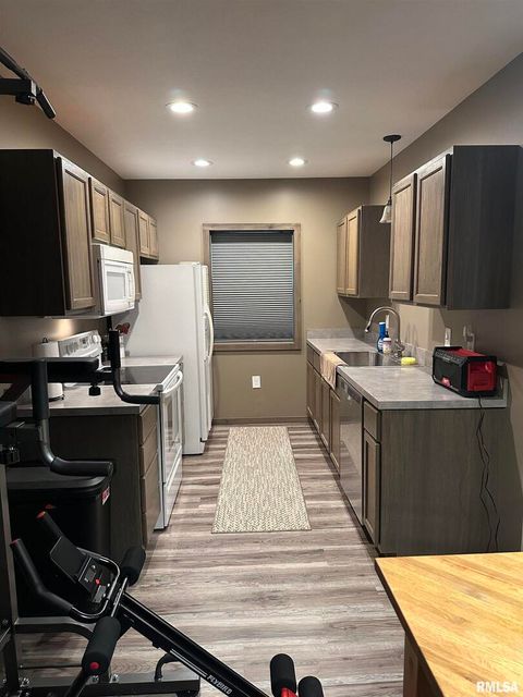 Tiny photo for 814 HYDE PARK Road, Royalton, IL 62983 (MLS # EB460196)