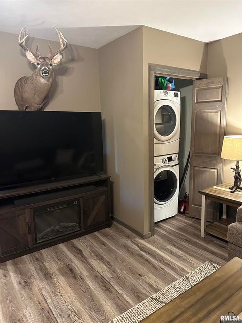 Tiny photo for 814 HYDE PARK Road, Royalton, IL 62983 (MLS # EB460196)