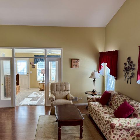 Tiny photo for 97 W Essington Drive, Round Lake, IL 60073 (MLS # 12559636)