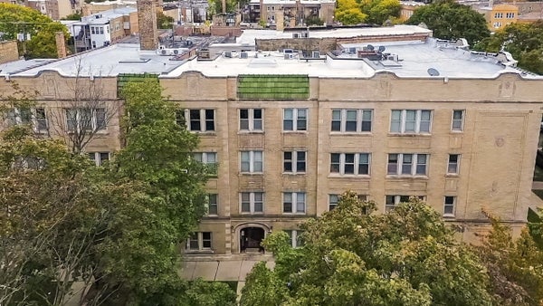 3257 W OLIVE AVE APT 1E, CHICAGO, IL 60659 - Image 1d48348c1c6f3312ec6aa7b99bc6710a/2249095162