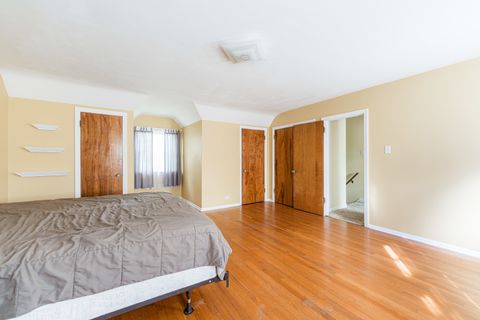 Tiny photo for 575 S Finley Road, Lombard, IL 60148 (MLS # 12498401)