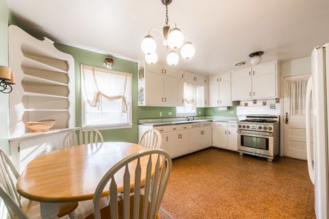 Tiny photo for 575 S Finley Road, Lombard, IL 60148 (MLS # 12498401)