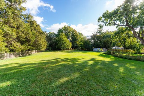 Tiny photo for 575 S Finley Road, Lombard, IL 60148 (MLS # 12498401)