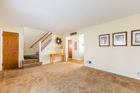 Tiny photo for 575 S Finley Road, Lombard, IL 60148 (MLS # 12498401)