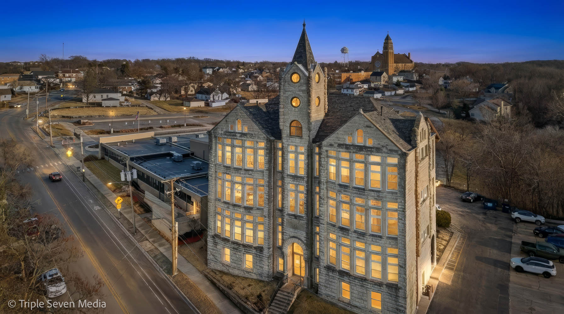 400 McCarthy Road 419