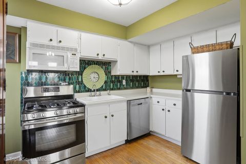 Tiny photo for 400 McCarthy Road #419, Lemont, IL 60439 (MLS # 12574436)