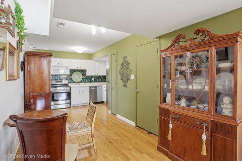 Tiny photo for 400 McCarthy Road #419, Lemont, IL 60439 (MLS # 12574436)