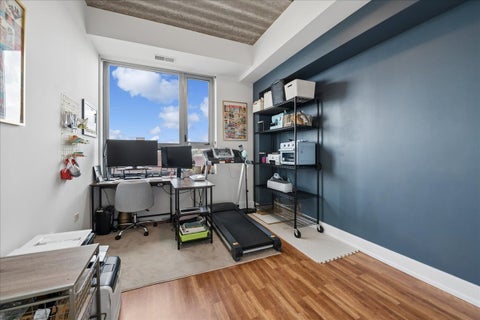 Tiny photo for 3201 W Leland Avenue #402, Chicago, IL 60625 (MLS # 12641978)