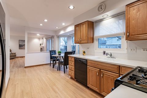 Tiny photo for 1265 Devonshire Road, Buffalo Grove, IL 60089 (MLS # 12585531)