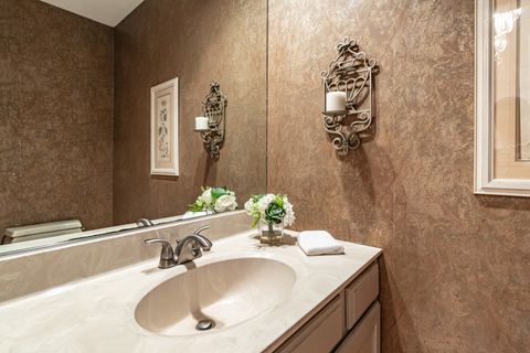 Tiny photo for 1265 Devonshire Road, Buffalo Grove, IL 60089 (MLS # 12585531)