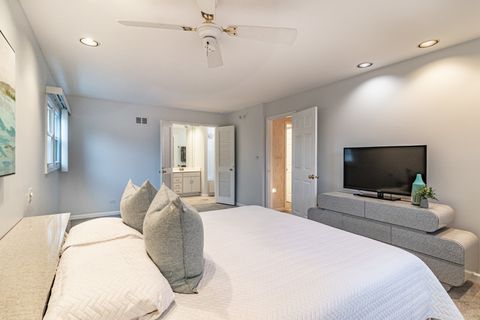 Tiny photo for 1265 Devonshire Road, Buffalo Grove, IL 60089 (MLS # 12585531)