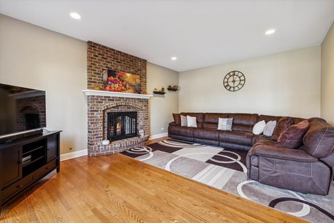 Tiny photo for 3750 Wintergreen Terrace, Algonquin, IL 60102 (MLS # 12516186)