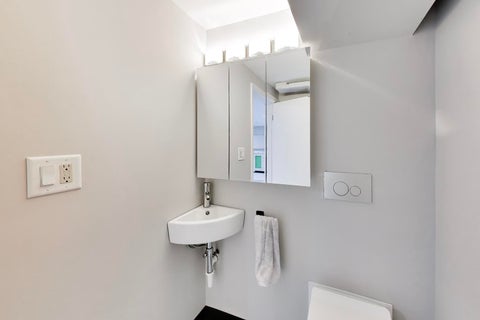 Tiny photo for 5012 N Tripp Avenue, Chicago, IL 60630 (MLS # 12750474)