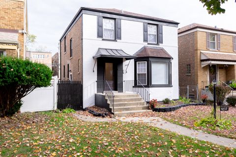 Tiny photo for 9237 S Justine Street, Chicago, IL 60620 (MLS # 12508693)