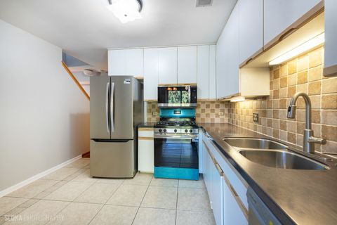 Tiny photo for 2342 Hamilton Place, Schaumburg, IL 60194 (MLS # 12507607)