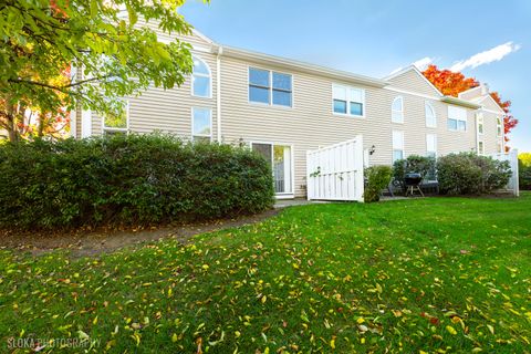 Tiny photo for 2342 Hamilton Place, Schaumburg, IL 60194 (MLS # 12507607)