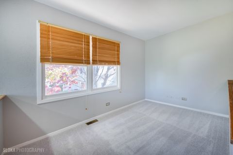 Tiny photo for 2342 Hamilton Place, Schaumburg, IL 60194 (MLS # 12507607)