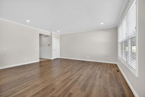 Tiny photo for 3918 ORCHARD Drive, Bettendorf, IA 52722 (MLS # 12548823)