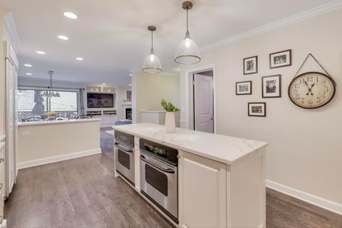 Tiny photo for 2436 N Janssen Avenue, Chicago, IL 60614 (MLS # 12499654)