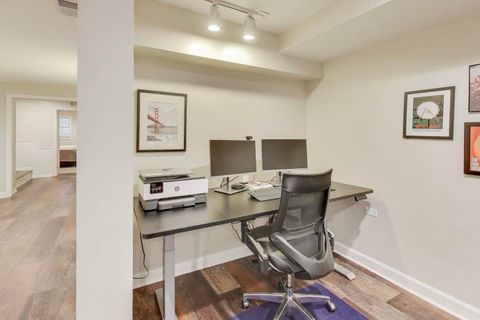 Tiny photo for 2436 N Janssen Avenue, Chicago, IL 60614 (MLS # 12499654)