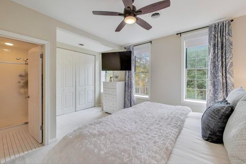 Tiny photo for 2436 N Janssen Avenue, Chicago, IL 60614 (MLS # 12499654)